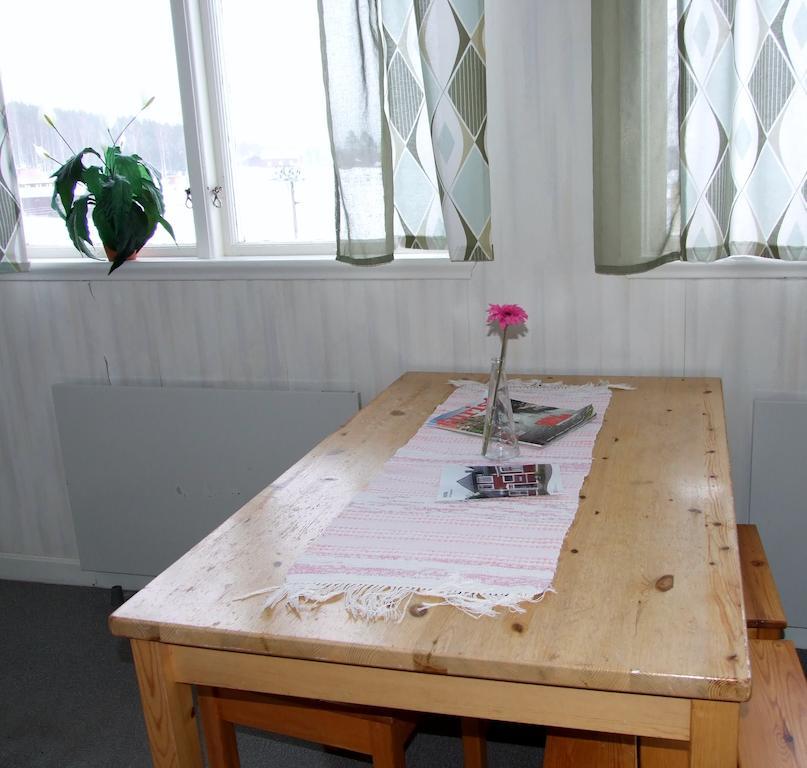 Hovra Vandrarhem Håvra Habitación foto