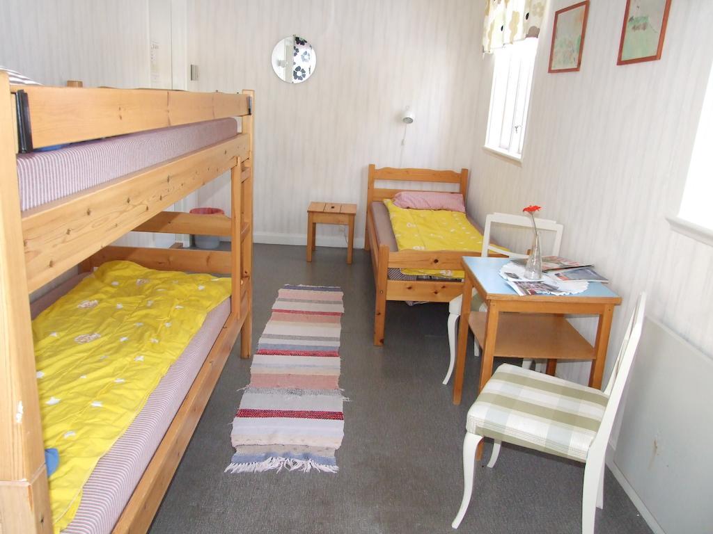 Hovra Vandrarhem Håvra Habitación foto